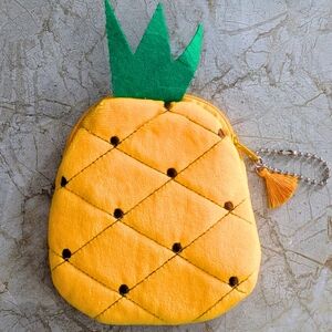 NEW Cute Pineapple Coin Purse 🍍 | Plush Zipper Wallet w/ Tassel Keychain